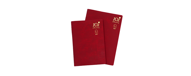 「10周年記念特別カラー手帳」
